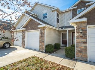 222 Pointe Ln, Raymore, MO 64083