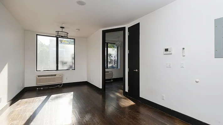 Rented by Nooklyn NYC LLC | media 7