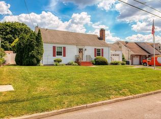 94 Cleveland Ave, Milltown, NJ