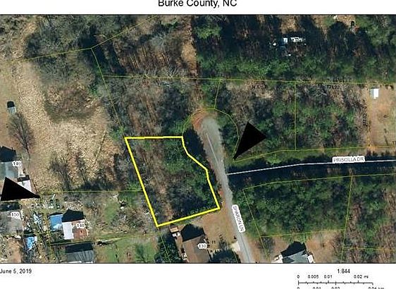 2nd image of 120 Sharon Ln
