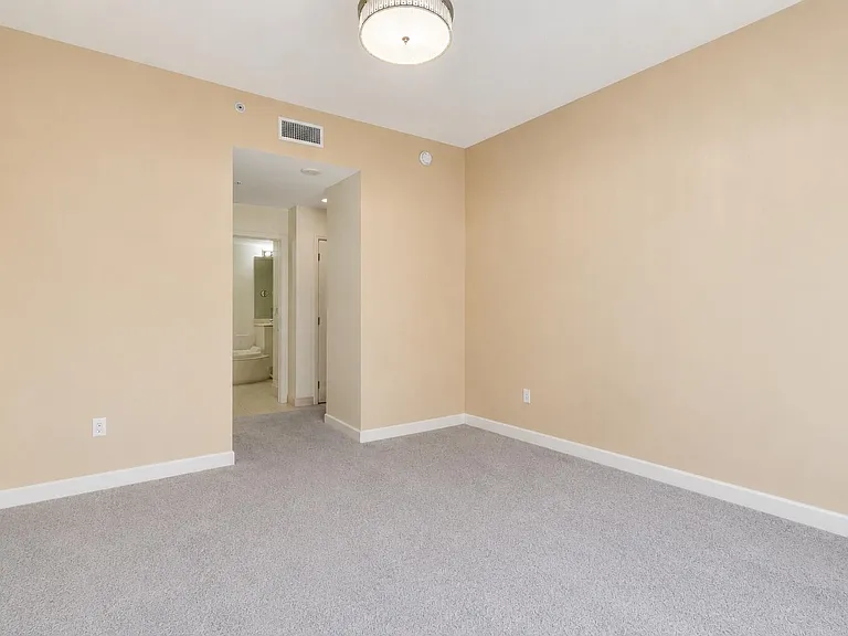 801 S Olive Ave #1515 — Photo 10
