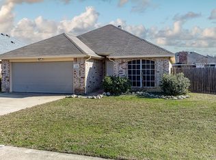 3516 Tommy Hays Dr, Haltom City, TX 76117