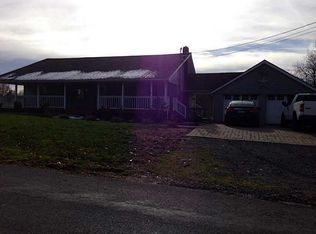 512 Leasureville Rd, Cabot, PA 16023