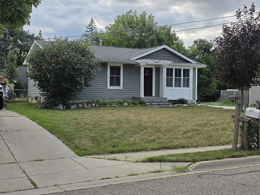 Property main image