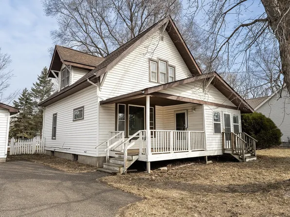 1763 9th St, White Bear Lake, MN 55110