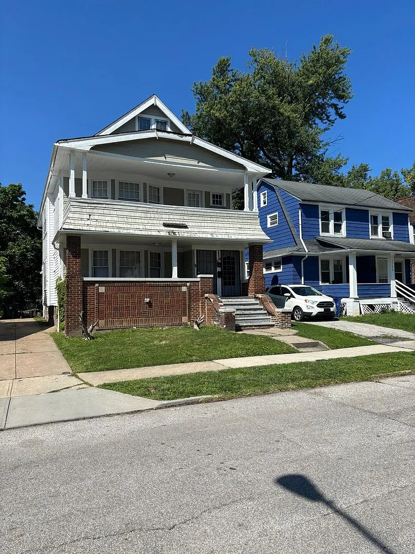 3370 E 145 Street — Photo 1