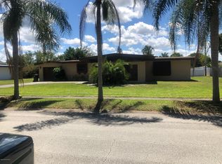 912 Chace Ln NE, Palm Bay, FL 32905