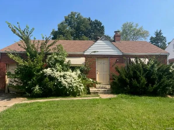 4736 Upshaw St, Saint Louis, MO 63121