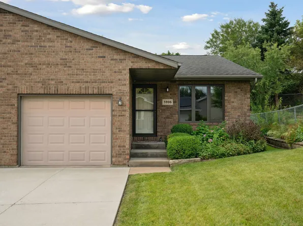 3906 Cora Dr, Dubuque, IA 52002