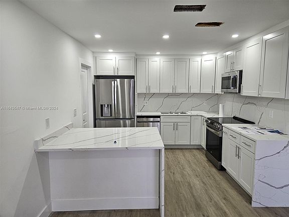 5th image of 3606 W Bell Dr #64