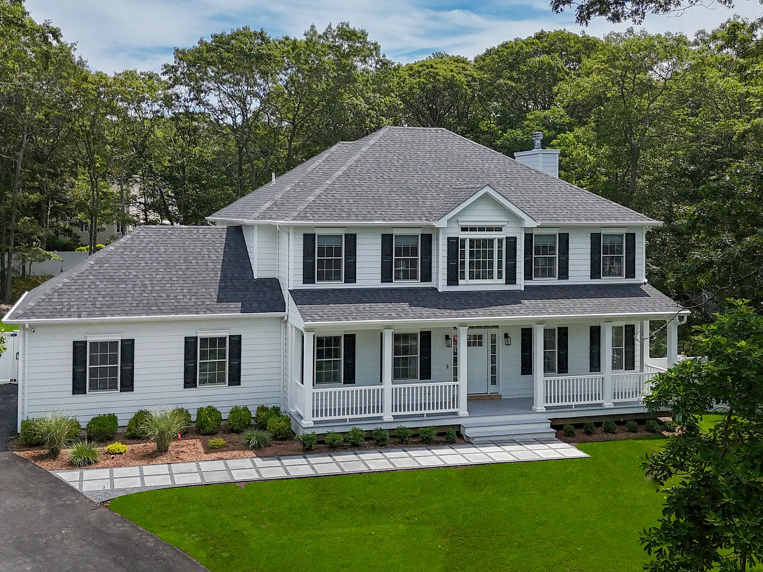 Your Dream Summer Awaits: New Construction 5 Miles frm The Beach — Photo 3
