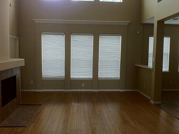3rd image of 3801 Kimberly Dr