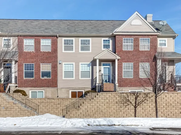 2062 Wellens St, Chaska, MN 55318