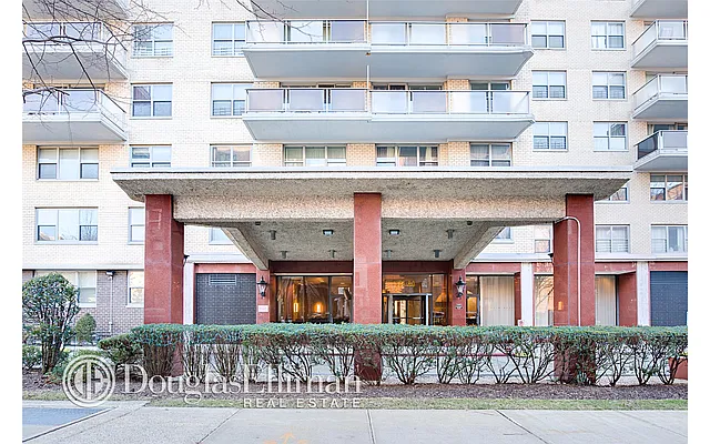 Sold by Douglas Elliman | media 15