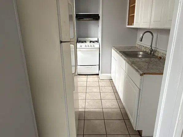 318 Ardmore Ave #2, Trenton, NJ 08629