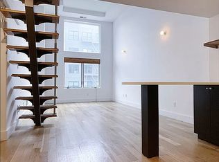 90 Meserole St APT 2B, Brooklyn, NY 11206