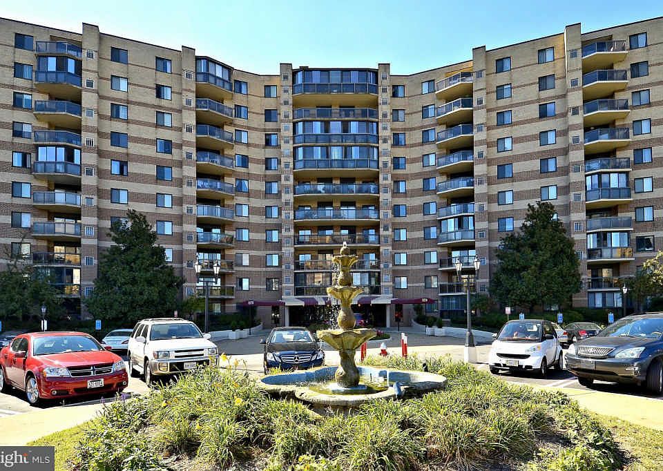 1st image of 8360 Greensboro Dr APT 314