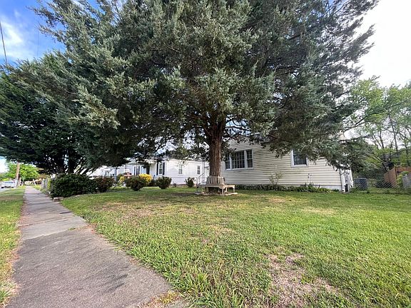 5th image of 706 Maggie Walker Ave