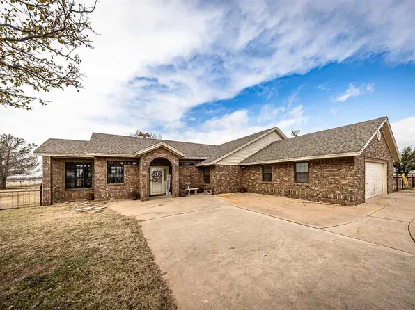 8410 SW Coombs Rd, Lawton, OK 73505