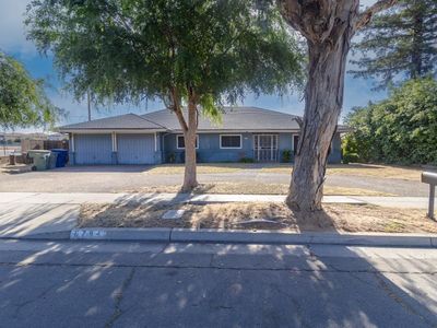 6784 N Valentine Ave, Fresno, CA, 93711