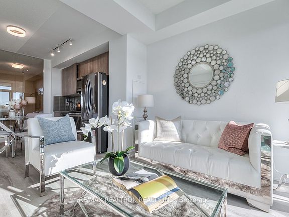 3rd image of 621 Sheppard Ave E #628