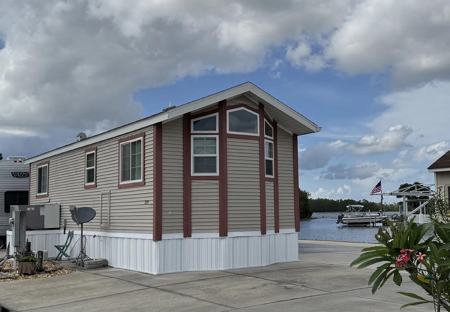 1 bed, 1.0 bath, 464 sqft, $1,550 — Photo 1