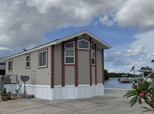 1309 Pine Island Dr N, Saint Cloud, FL 34771