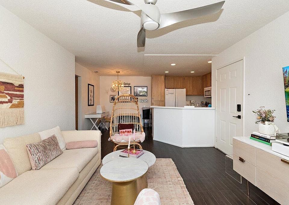 1st image of 78650 Avenue 42 APT 1913