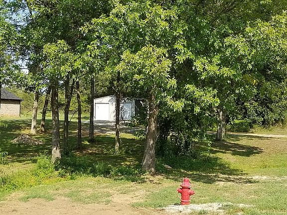 Front far south west corner