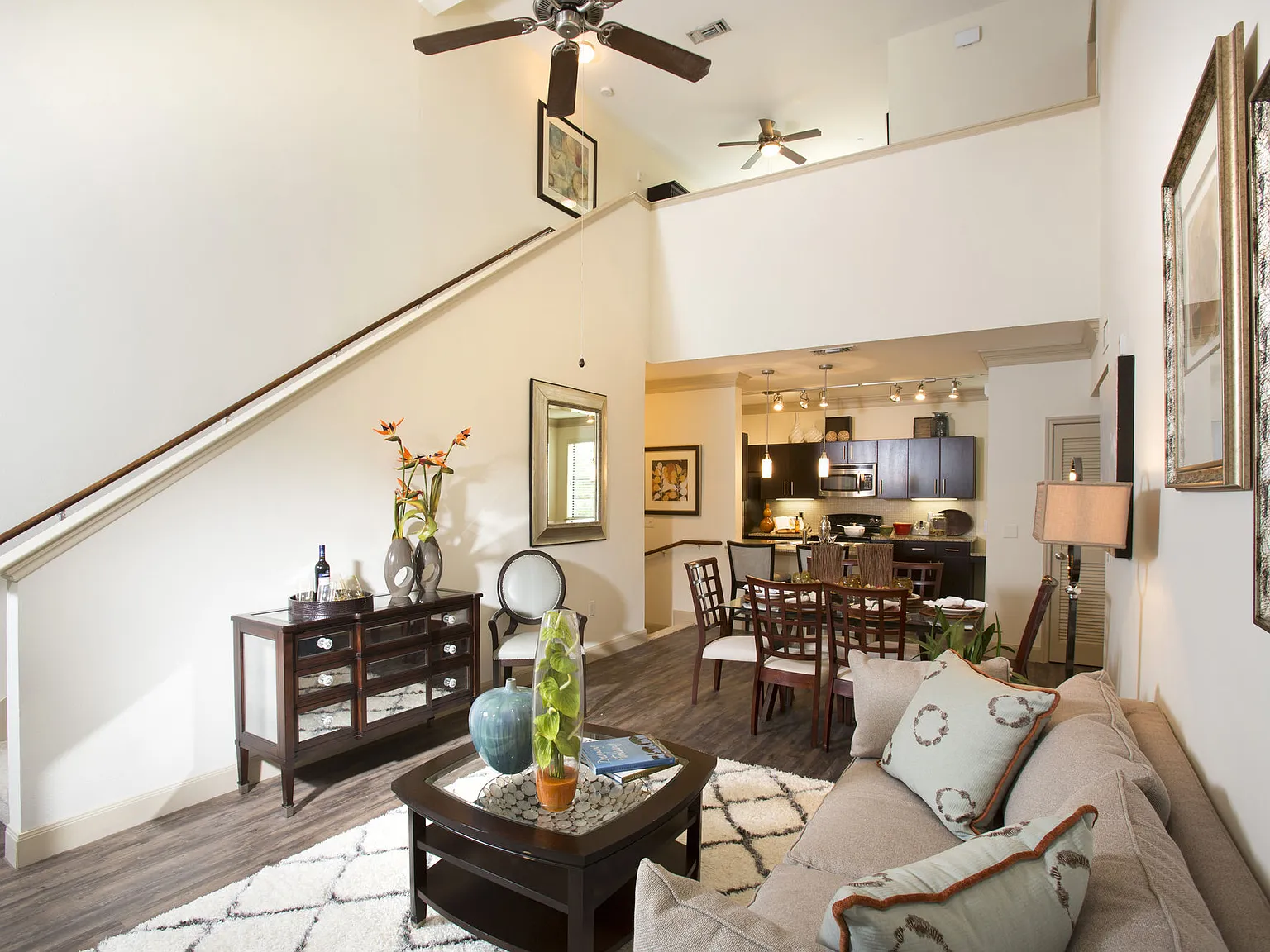 Braeswood Place — Photo 2