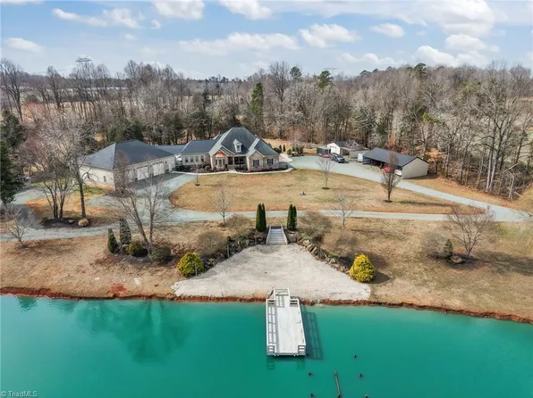 6602 Richland Church Rd, Liberty, NC 27298