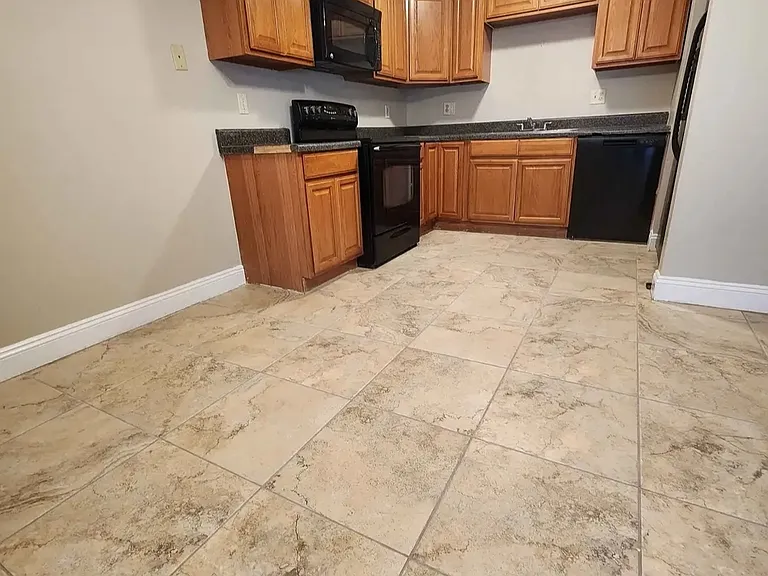 5601 Struthers Ct #5601 — Photo 8