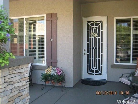 3rd image of 2270 Villa Ct