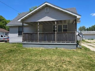 1308 E Riverside Ave, Decatur, IL 62521