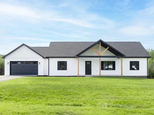 282 Pebble Rd, Rustburg, VA 24588