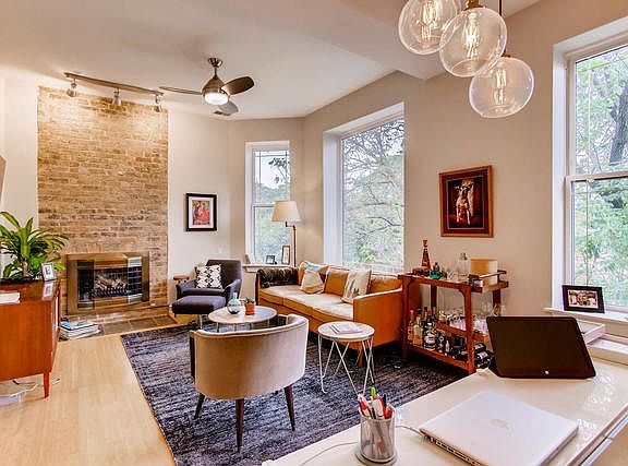 2nd image of 2649 W Evergreen Ave #3
