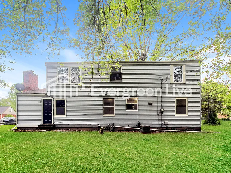8211 Trevellian Way — Photo 14
