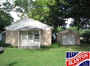 2121 Sloan St, Manhattan, KS 66502