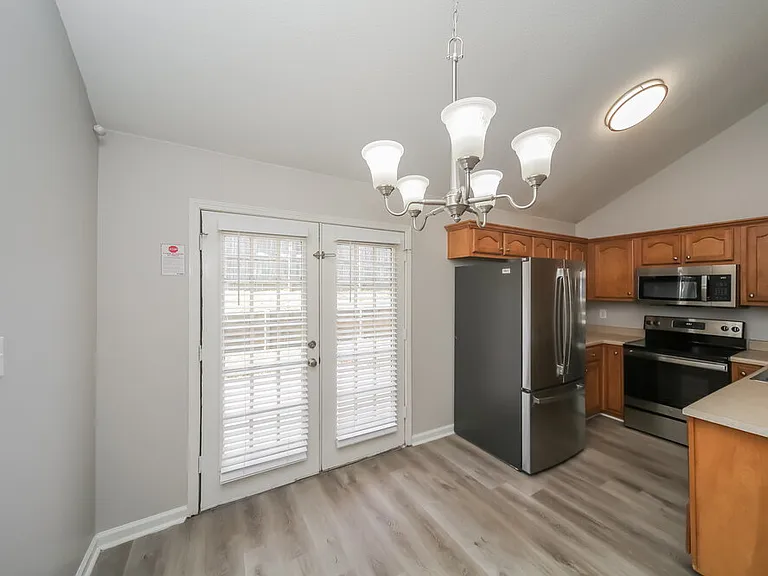 2731 Maggie Woods Pl — Photo 6