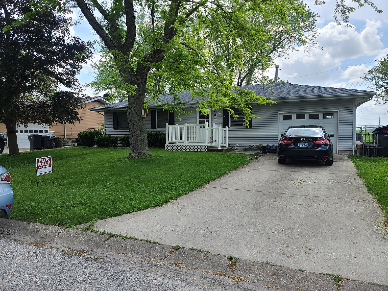 211 Rayjon Dr, Oreana, IL 62554 Zillow