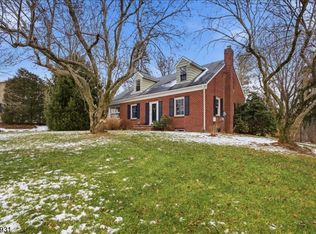 313 Warren Ave, Long Hill Twp., NJ 07980