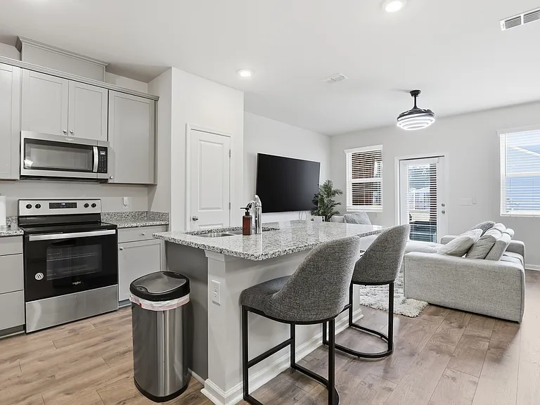 143 Benelli Dr — Photo 11