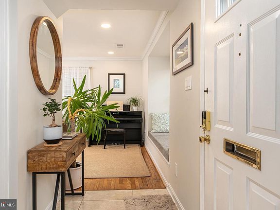 2nd image of 5050 Bradley Blvd #6