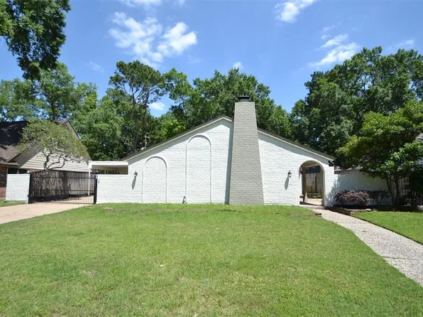 754 Langwood Dr, Houston, TX 77079