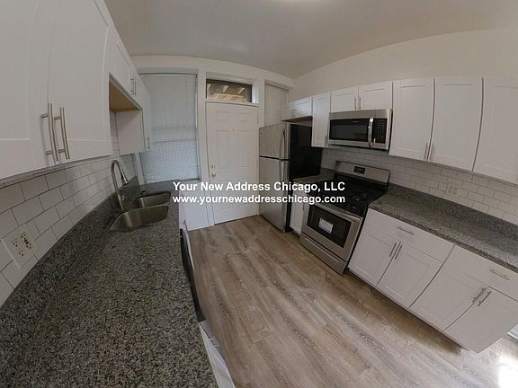 5th image of 3318 W Diversey Ave #2E