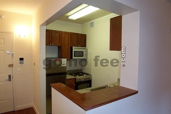 Rented by K&R Realty | media 6