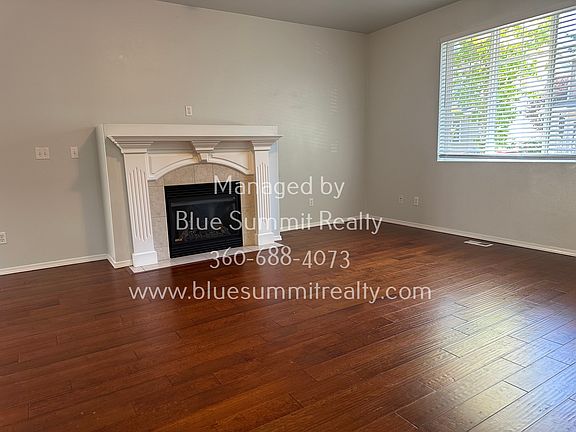 3rd image of 8710 Oslo Ln NE