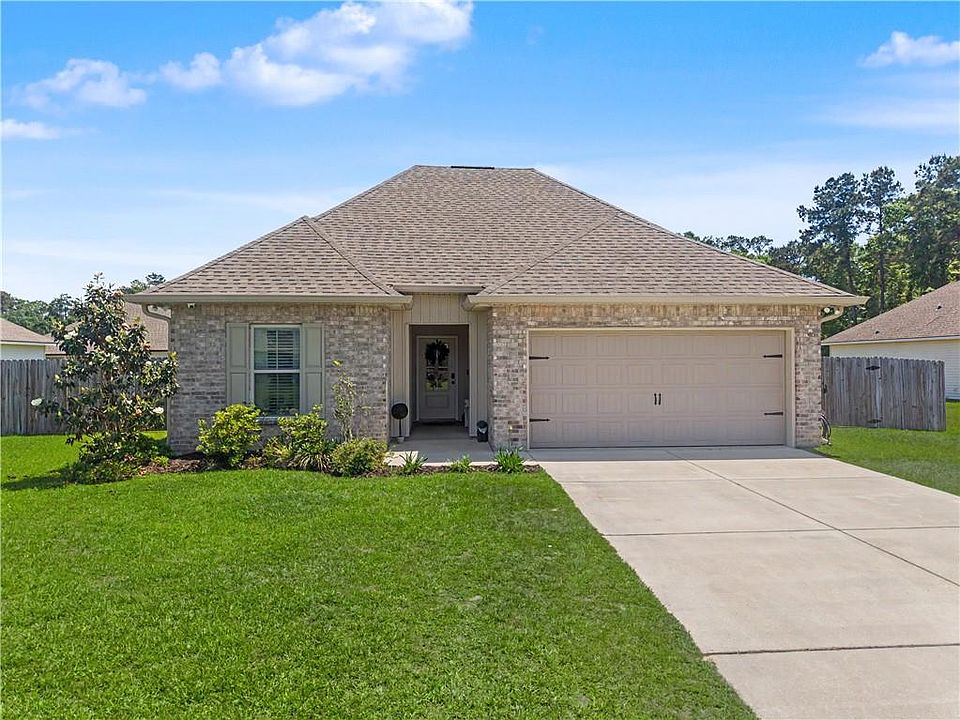 1st image of 41682 Brook Hannah Dr