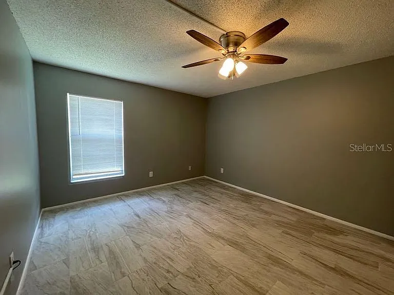 1004 Northlake Dr #1004 — Photo 8