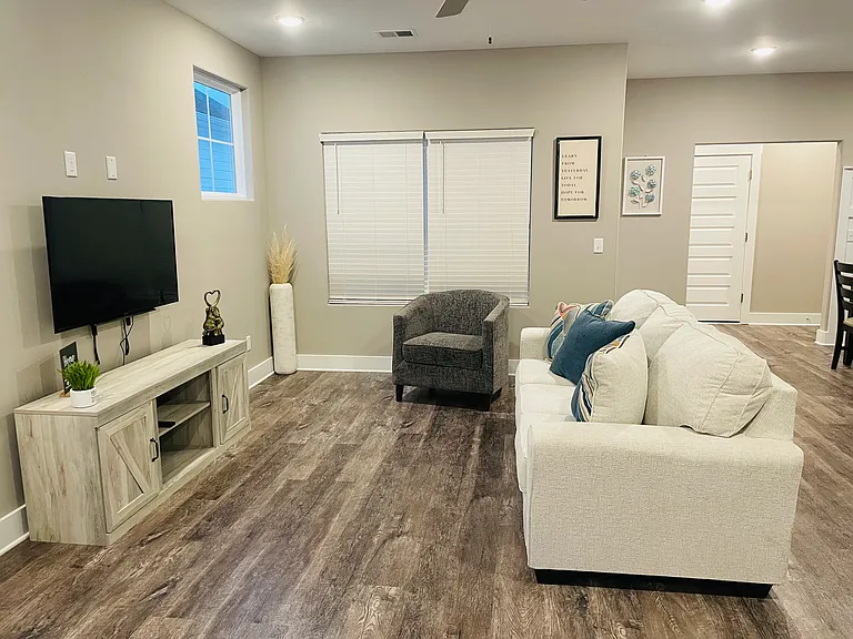 2163 Welltown Ln — Photo 10